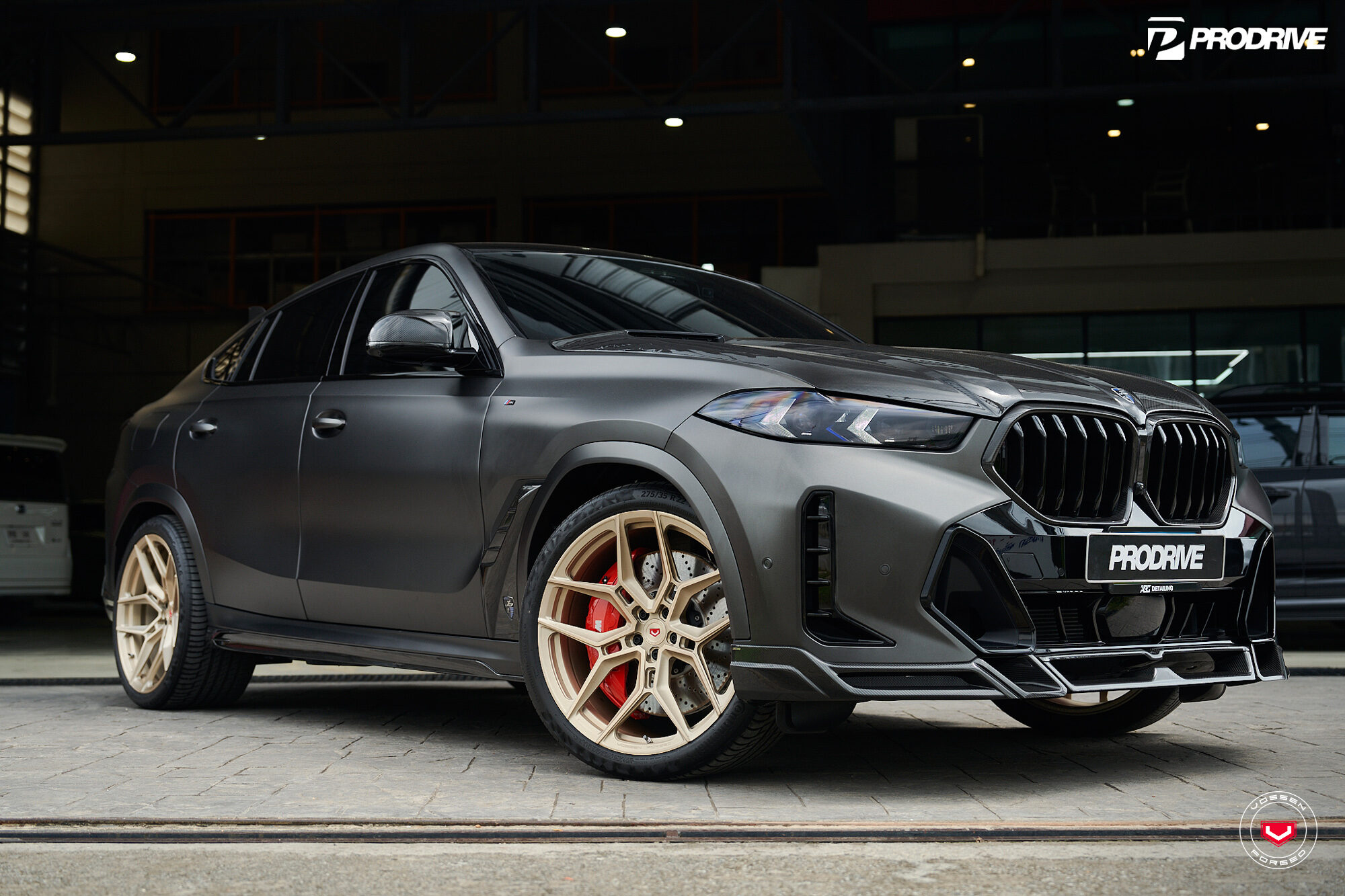 BMW X6 M60I