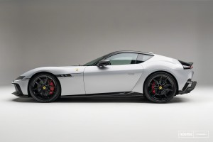 페라리 12칠린드리